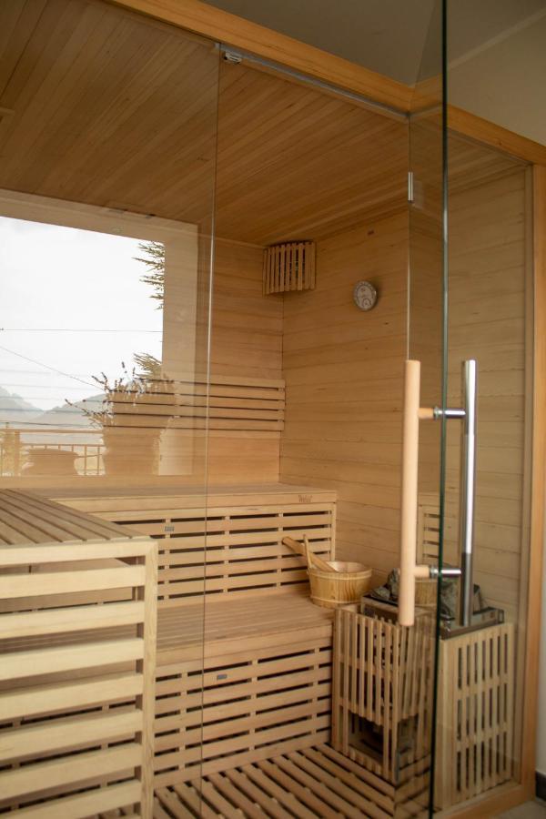 Garni Le Grigne Bed & Breakfast Barzio Bagian luar foto