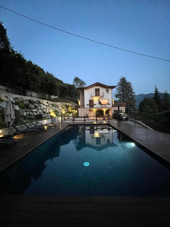 Garni Le Grigne Bed & Breakfast Barzio Bagian luar foto